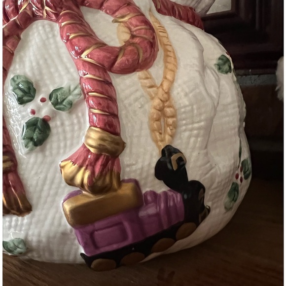 Vintage Christmas Nutcracker Large Cookie Jar - Picture 5 of 8
